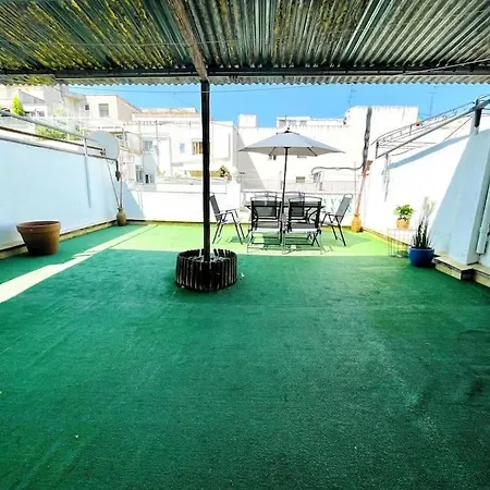 Lägenhet Atico Con Terraza En El Centro De