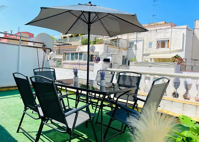 Atico Con Terraza En El Centro De 公寓